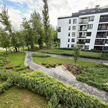 New Near Metro & Mall In Oasis Apartamento Varsóvia